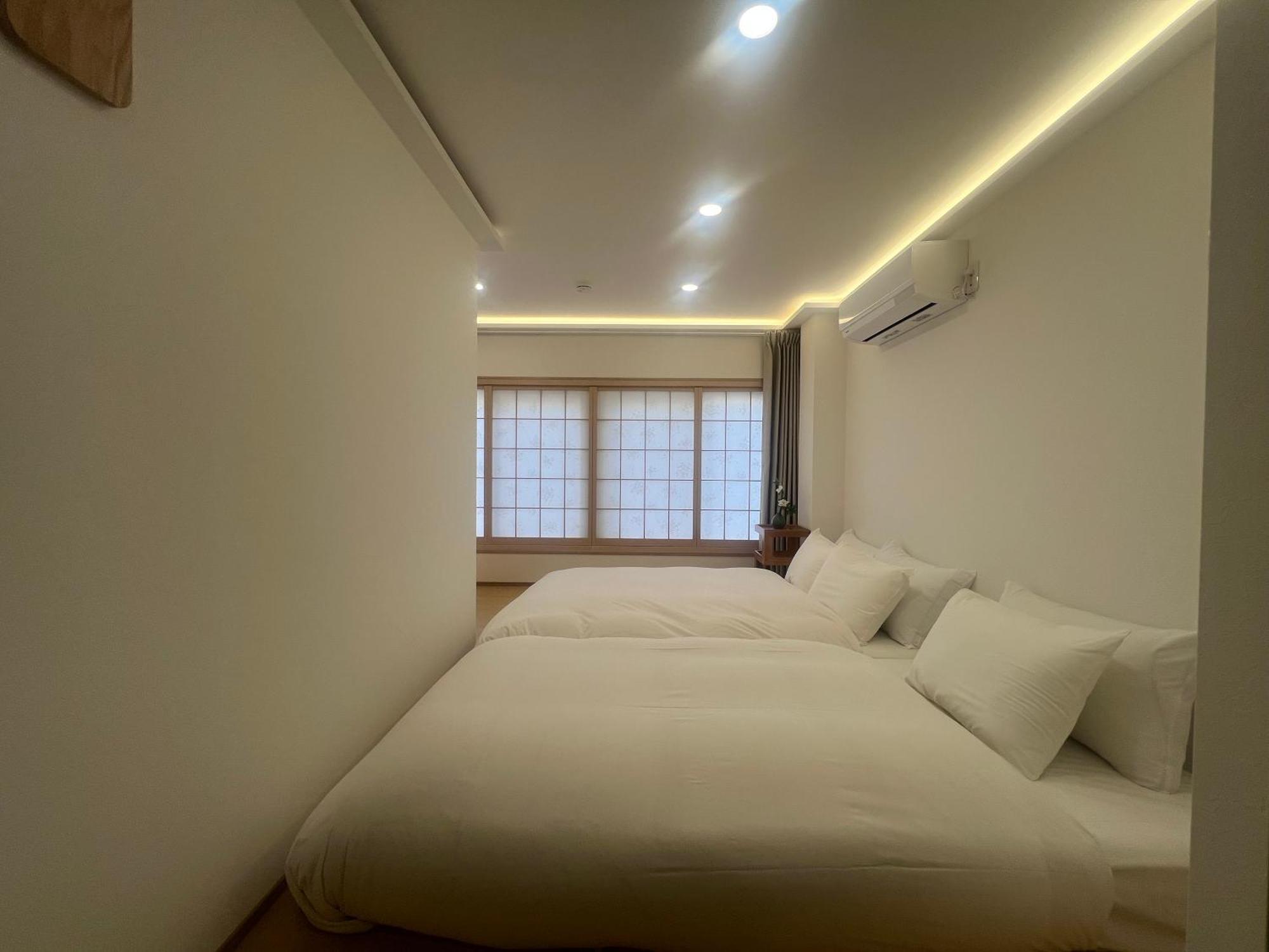 Star House Akihabara Ueno Tokyo — Photos 1